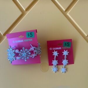 Celebrate Together Snowflake Jewelry Set